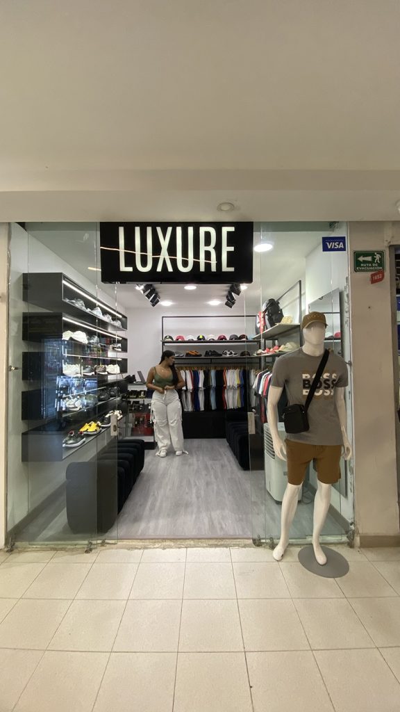 Luxure